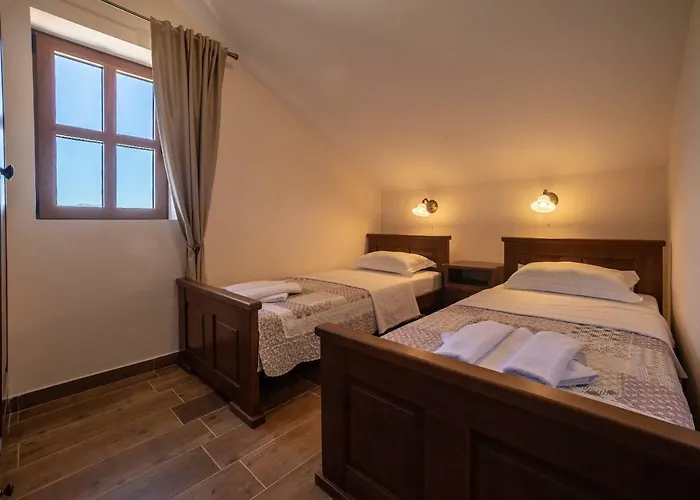 Villa Old Castle Apartments