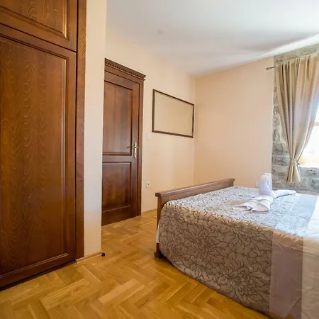 Villa Old Castle Apartments Kotor Exterior foto